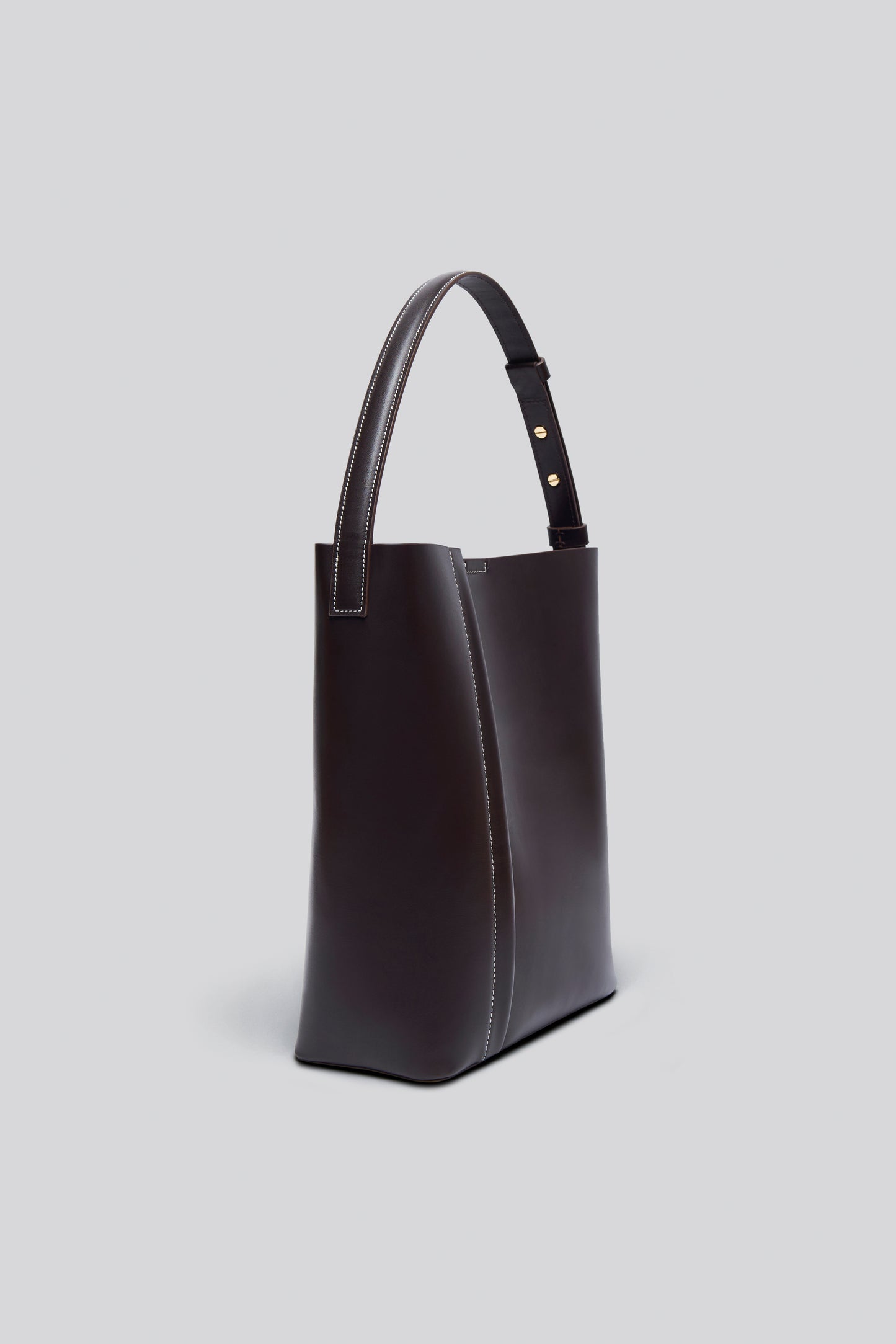 THE LARGE TOTE PLISSÉ DARK BROWN