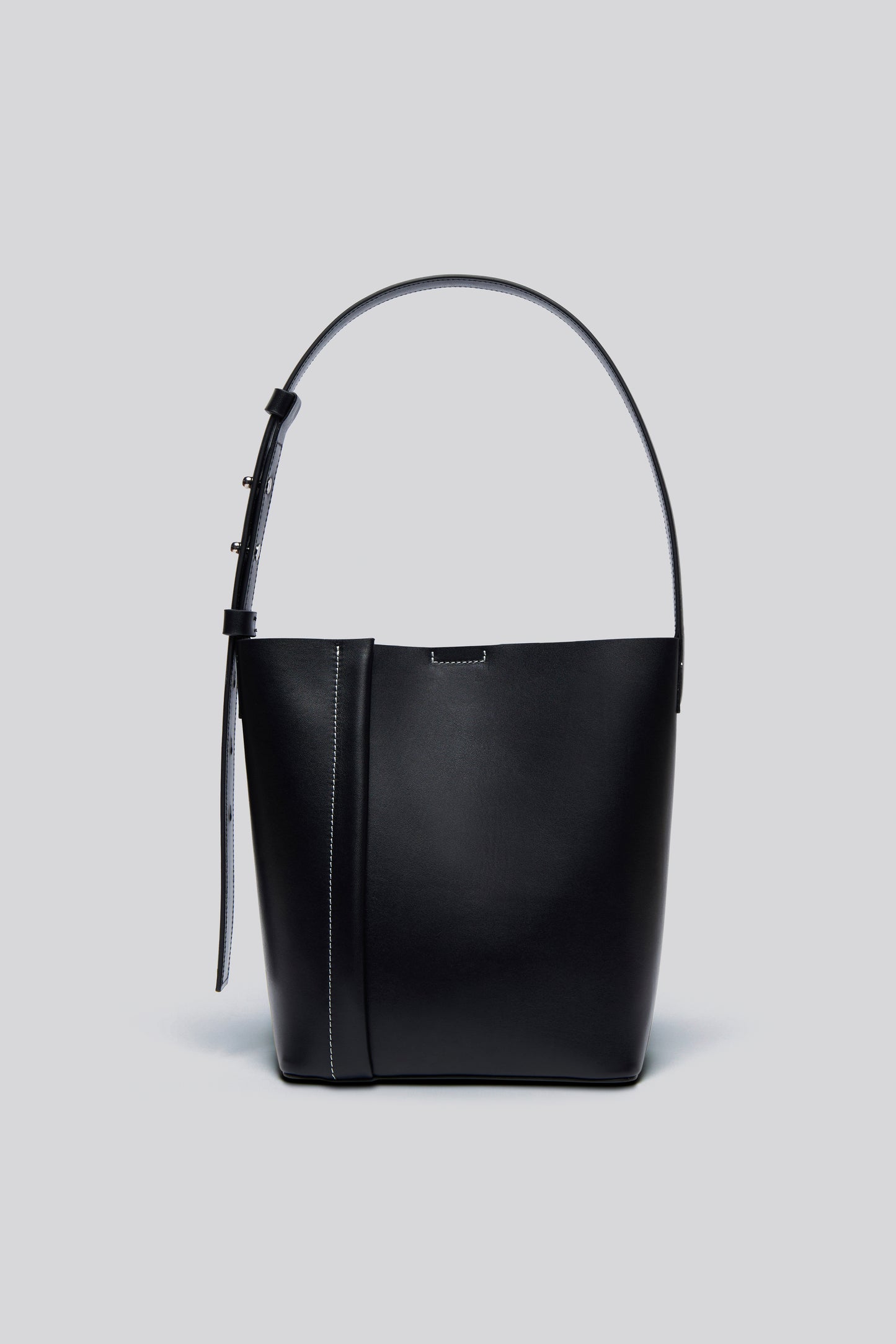 THE MEDIUM TOTE PLISSÉ BLACK