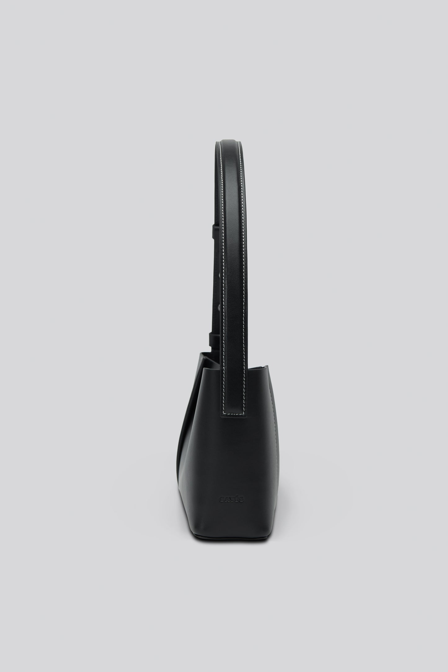 THE TOTE PLISSÉ EAST-WEST BLACK