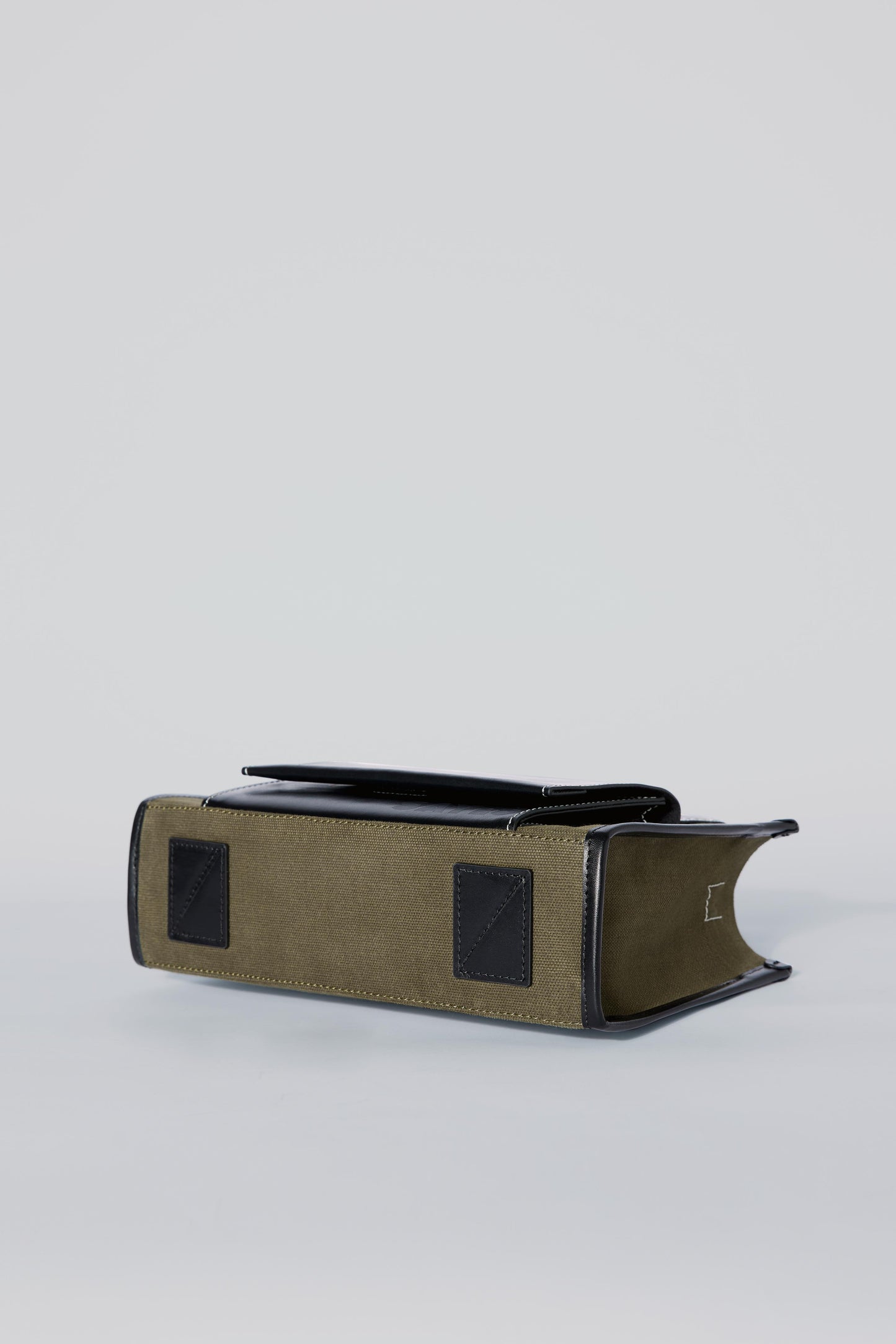 STITCHED POCKET MINI TOTE IN KHAKI AND BLACK