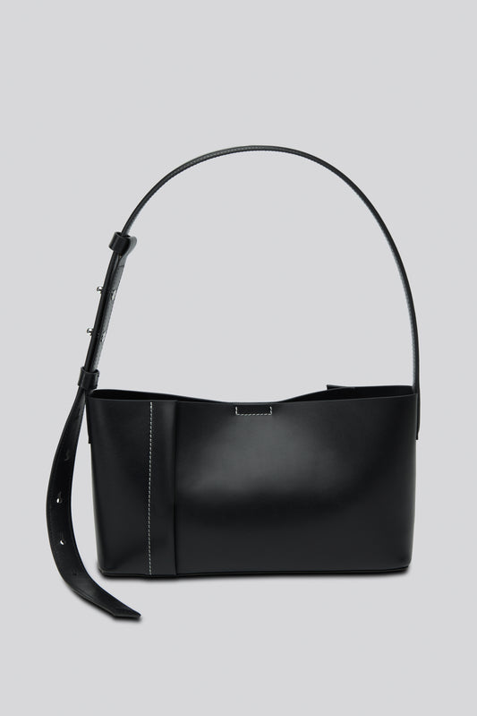 THE TOTE PLISSÉ EAST-WEST BLACK
