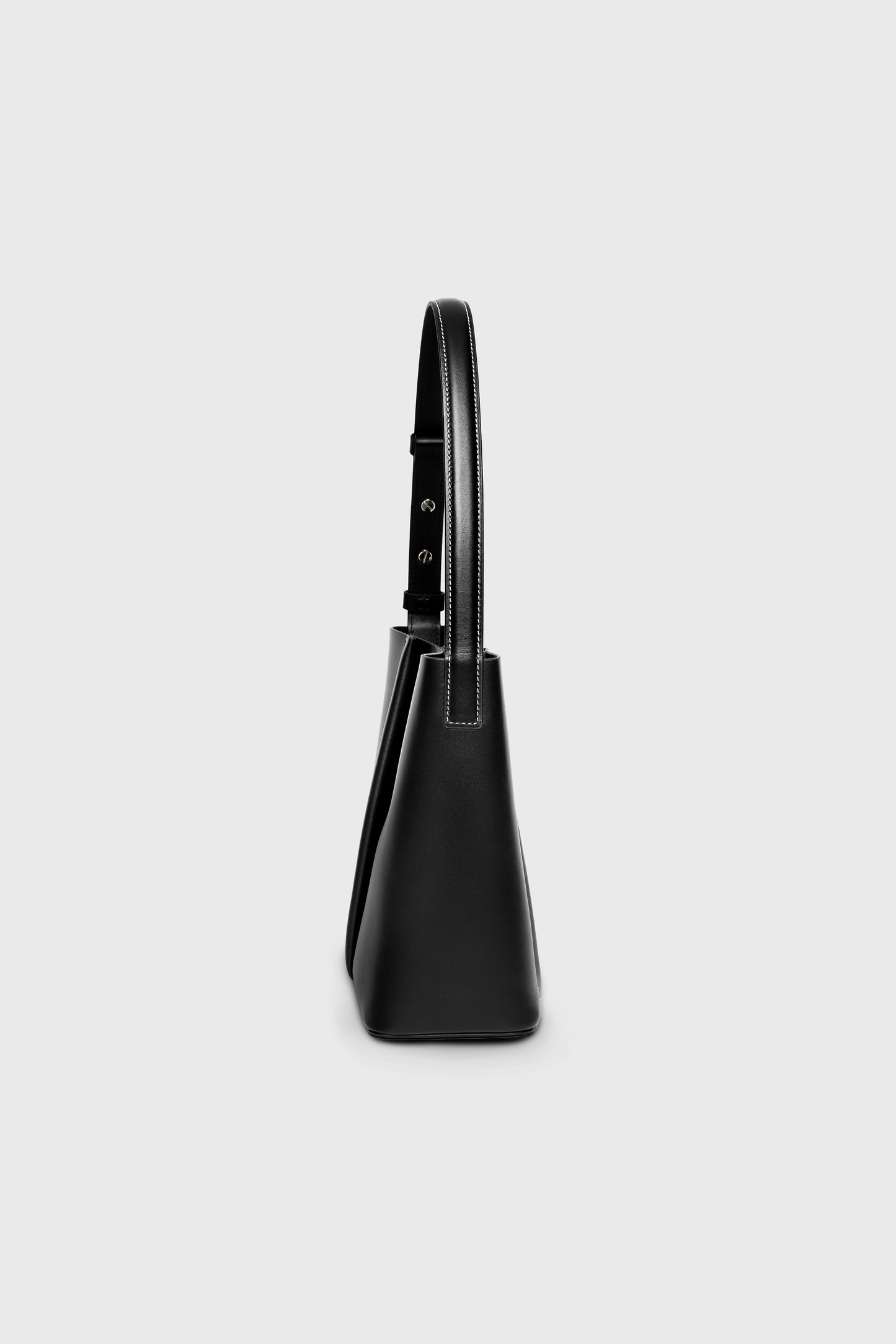 THE MEDIUM TOTE PLISSÉ BLACK