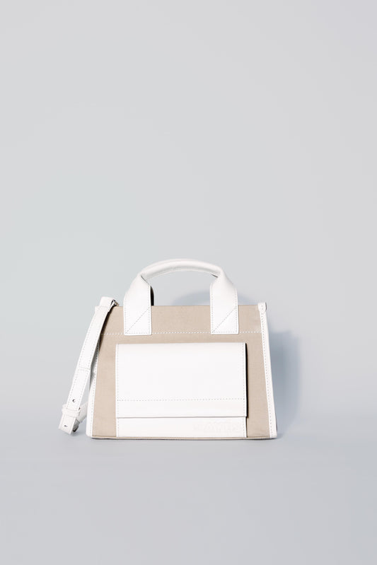 STITCHED POCKET MINI TOTE BAG IN BEIGE AND OFF-WHITE